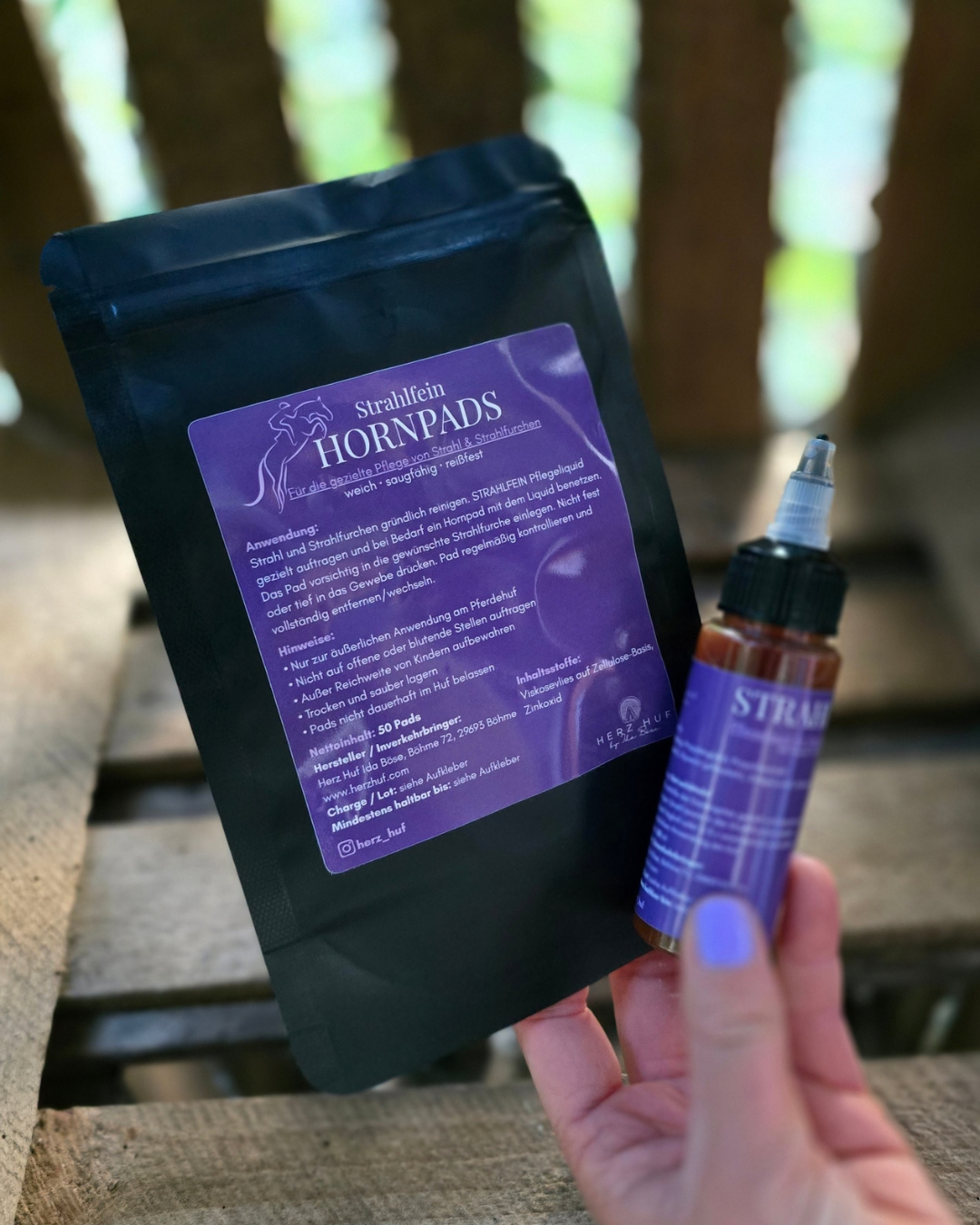 STRAHLFEIN Pflege-Duo – Pflegeliquid &amp; Hornpads